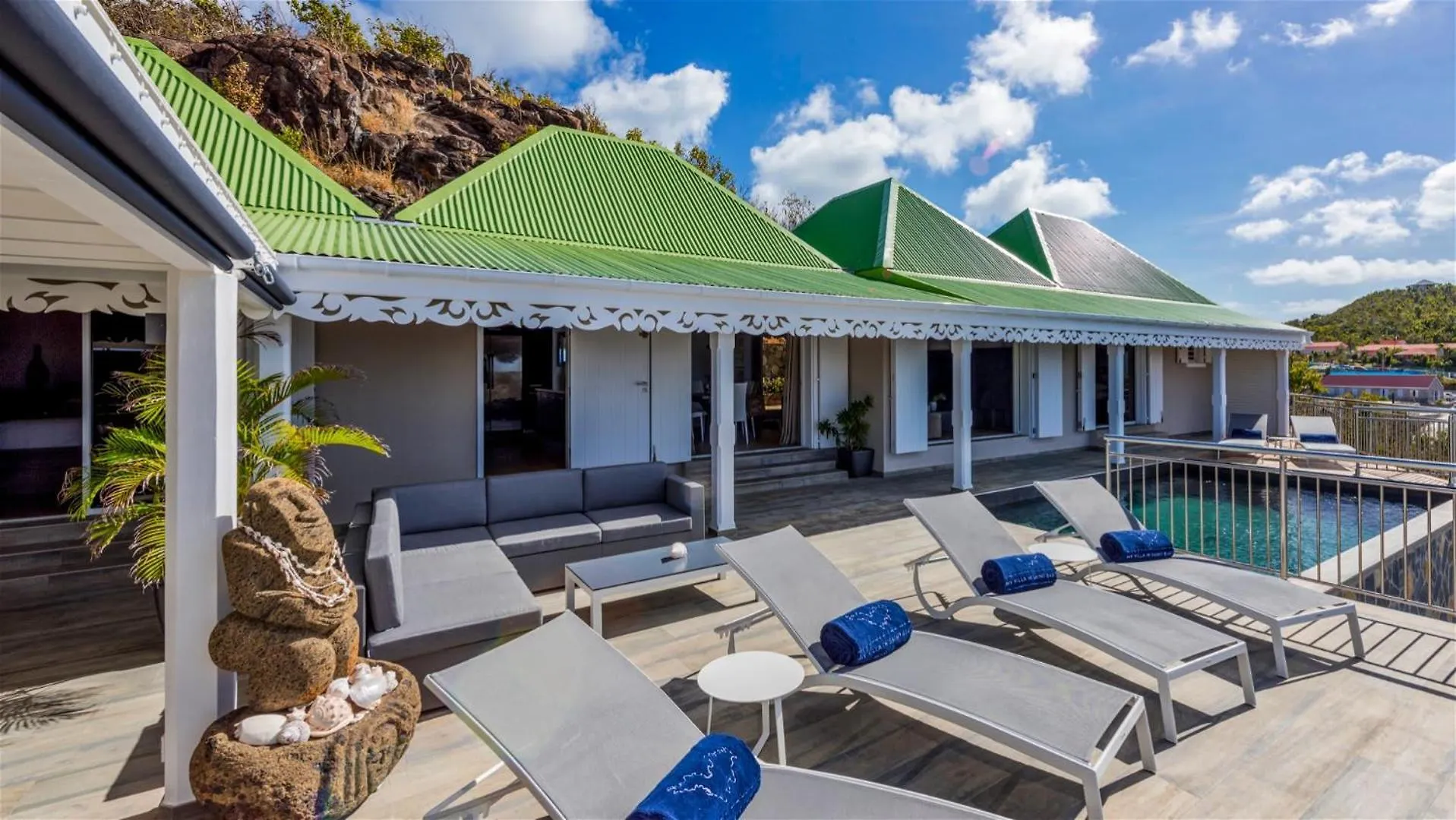 Hillside villa with a glorious sunset views 古斯塔维亚 圣巴泰勒米