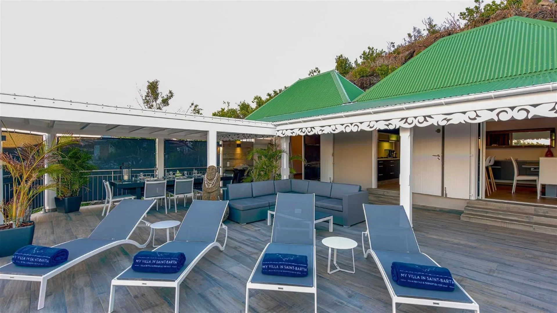 Hillside villa with a glorious sunset views 古斯塔维亚 圣巴泰勒米
