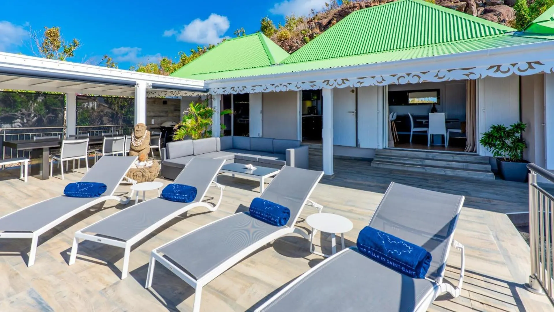 Hillside villa with a glorious sunset views Gustavia